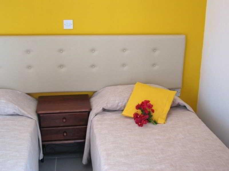Lasa Heights Hotel Habitación foto